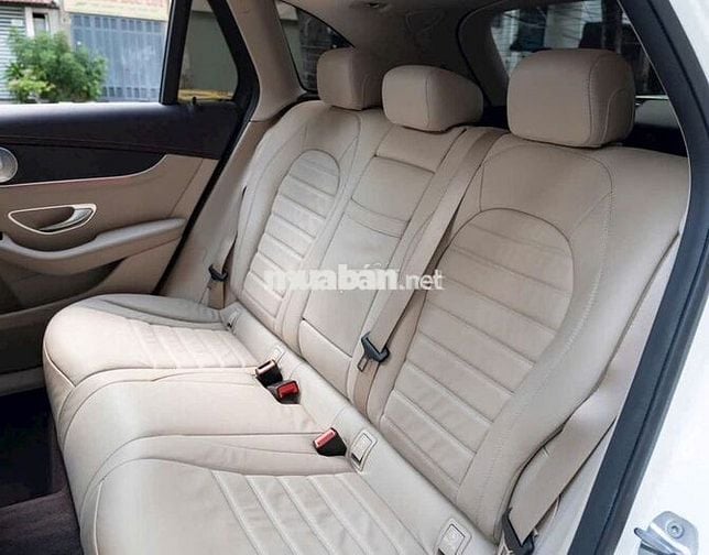 Mercedes Benz GLC300 4Matic 2019 - 85000 km