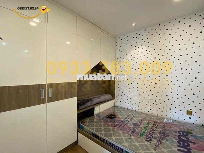 Bán căn 2PN.1WC đầy đủ nội thất y hình tầng cao thoáng The Botanica