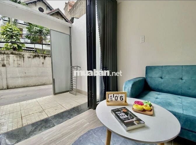 Cho Thuê Căn Hộ Ban Công Rộng 50m2 Full Nội Thất ở D5, Bình Thạnh