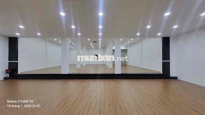 HXH S4 Nội Bộ Tây Thạnh, 8x16m trệt 4 lầu giá 75tr TL nhẹ  Chính Chủ