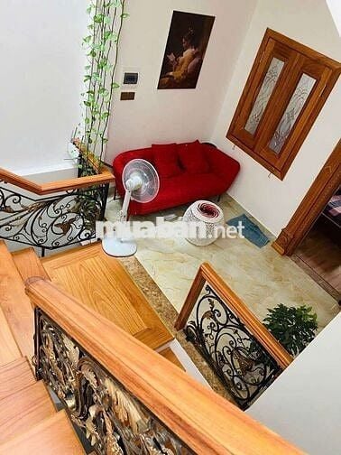 ✅ CHỦ VỞ TRẬN CẦN BÁN NHÀ 3 TẦNG TÂM ĐẮT_ CỔ ĐIỂN, FULL GỖ_ ĐẲNG CÂP ✅