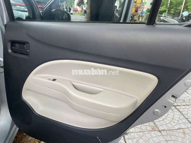 Bán Mitsubishi Atrger đời 2017 xe đẹp máy rin