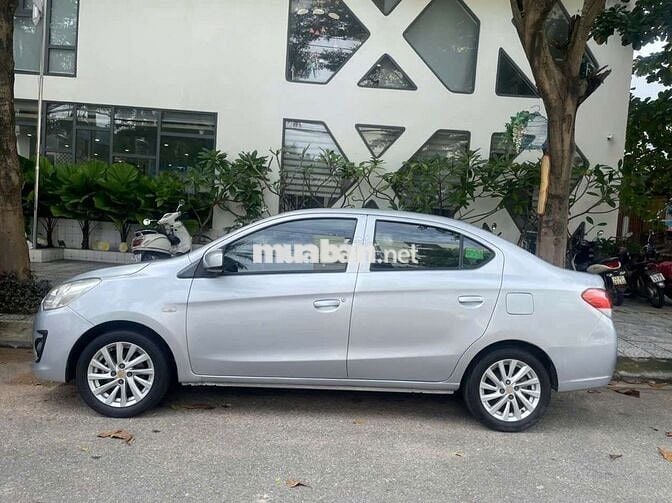 Bán Mitsubishi Atrger đời 2017 xe đẹp máy rin