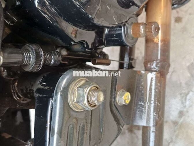 Xe wave chính chủ ký. Máy êm ngon.mua về đi liền