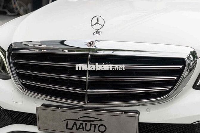 Mercedes E200 ĐKLĐ 2018 - Trắng/Nâu - Zin Đẹp