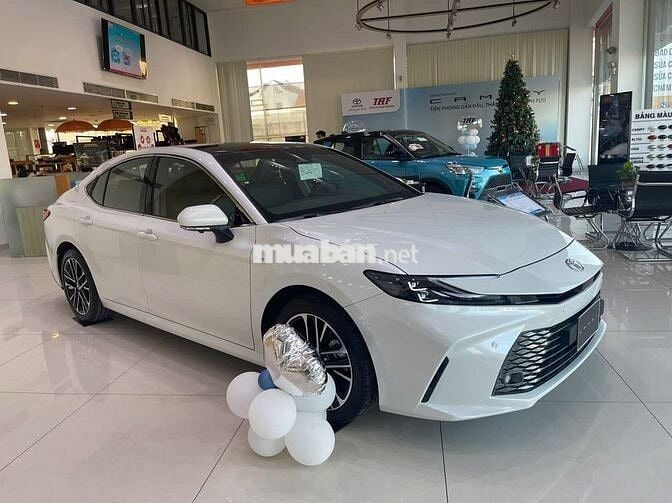 Toyota Camry 2025 2.5HEV TOP 1.377.000.000 vnđ