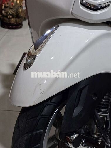 chính chủ đứng tên cavet bán Vespa ít đi odo 11k