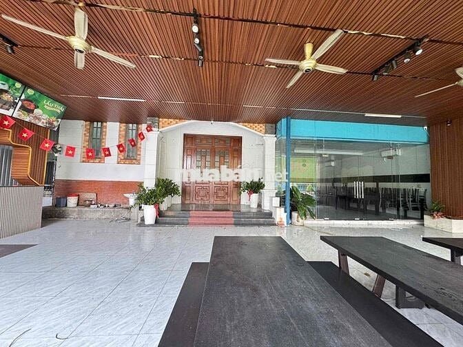 Cho thuê mặt bằng ngang 16 gần ngay đèn đủ Huỳnh Văn Luỹ Phú Lợi