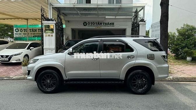 Toyota Fortuner 2016 2.5G - xe zin đẹp chuẩn 137k