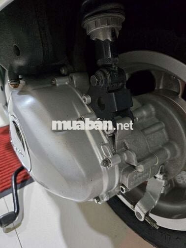 chính chủ đứng tên cavet bán Vespa ít đi odo 11k