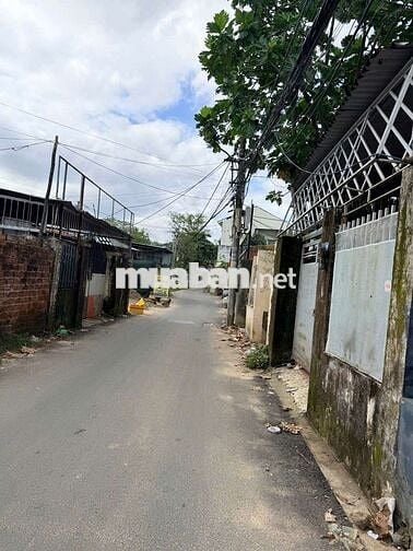 Chính chủ cần bán nhà kiệt 127 .mẹ suốt .sau đại học sư  phạm