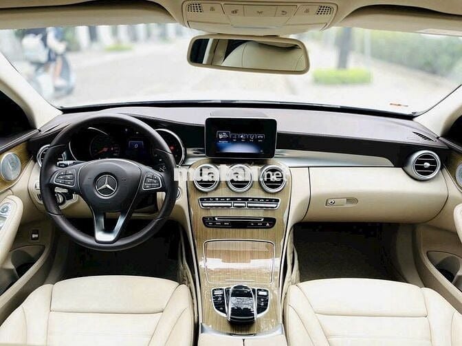 MERCEDES BENZ C250 EXCLUSIVE 2016 Trắng.Kem Xe Đẹp