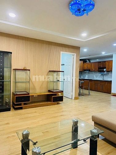 Chung cư Ruby Garden, P15, Tân Bình: 95m2, 2p ngủ, full NT, 9tr/tháng