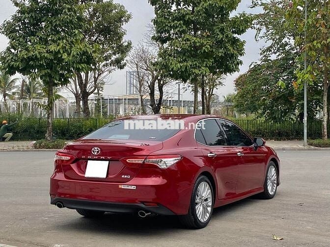 Toyota Camry 2021 2.5Q - Odo cực lướt 23,000 km.