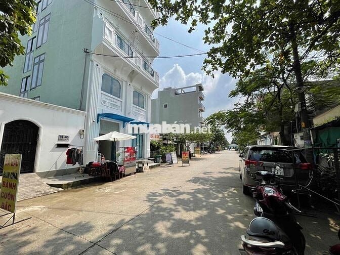 Đất 8x18m Shr vị trí đẹp mt đg 12m thông KD Buôn Bán ok gần P Văn Hớn