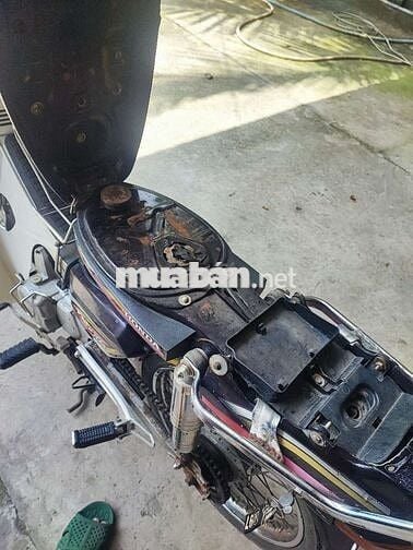 Honda Super Dream Nhật Đen Trắng