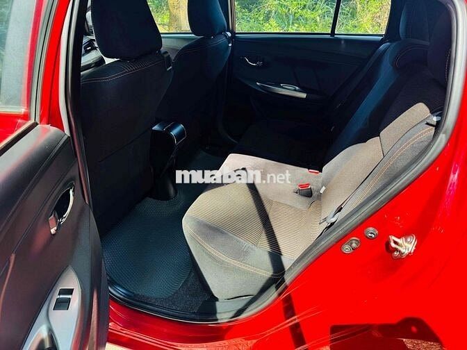 Toyota Yaris 2015 1.3G AT