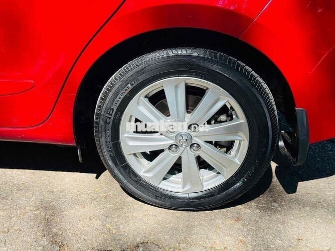 Toyota Yaris 2015 1.3G AT