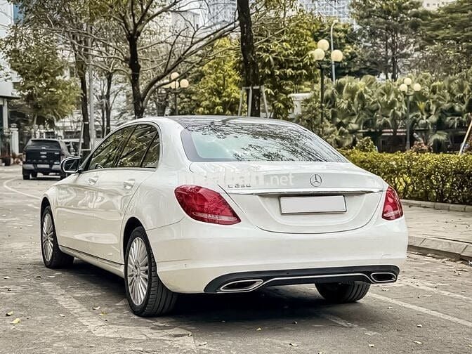 MERCEDES BENZ C250 EXCLUSIVE 2016 Trắng.Kem Xe Đẹp