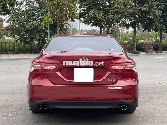 Toyota Camry 2021 2.5Q - Odo cực lướt 23,000 km.