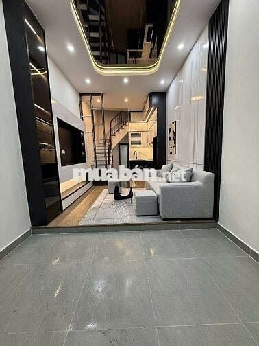 💥 Bán gấp nhà 5 tầng Kim Mã - đẹp gần phố đi lại tiện, giá cả hợp lý