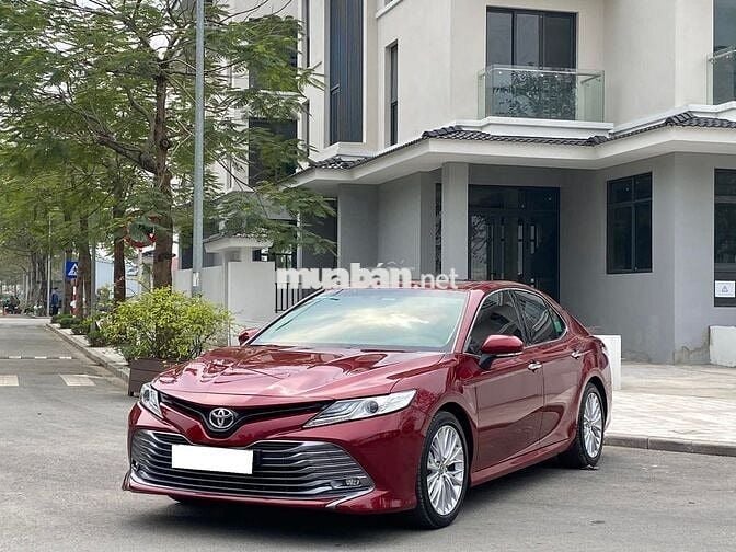 Toyota Camry 2021 2.5Q - Odo cực lướt 23,000 km.