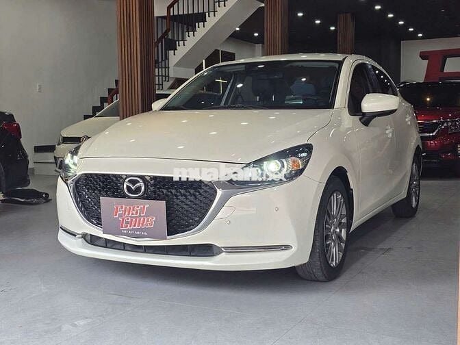 Mazda 2 2021 Luxury 1.5AT, màu trắng,5.000 km