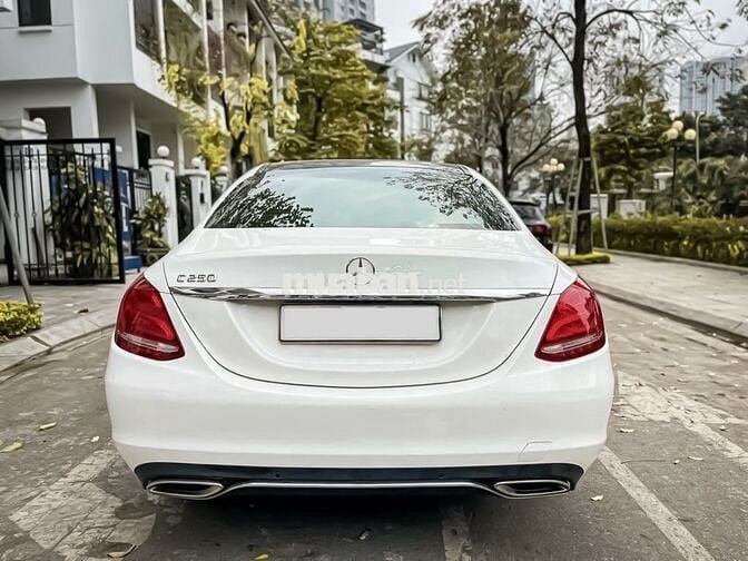 MERCEDES BENZ C250 EXCLUSIVE 2016 Trắng.Kem Xe Đẹp