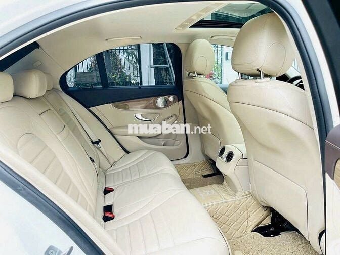 MERCEDES BENZ C250 EXCLUSIVE 2016 Trắng.Kem Xe Đẹp