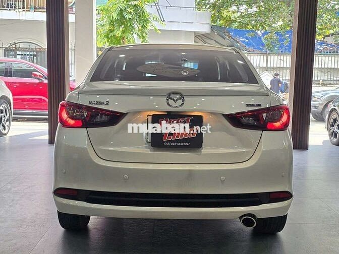 Mazda 2 2021 Luxury 1.5AT, màu trắng,5.000 km