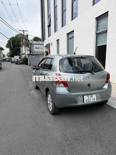 Toyota Yaris cọp 2011