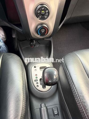 Toyota Yaris cọp 2011