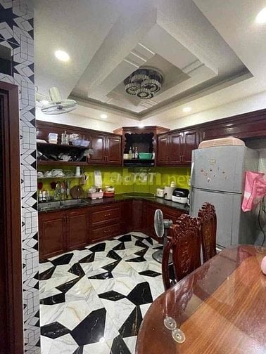 cho thuê nhà nguyên căn hẻm thông xe hơi p15 tân bình