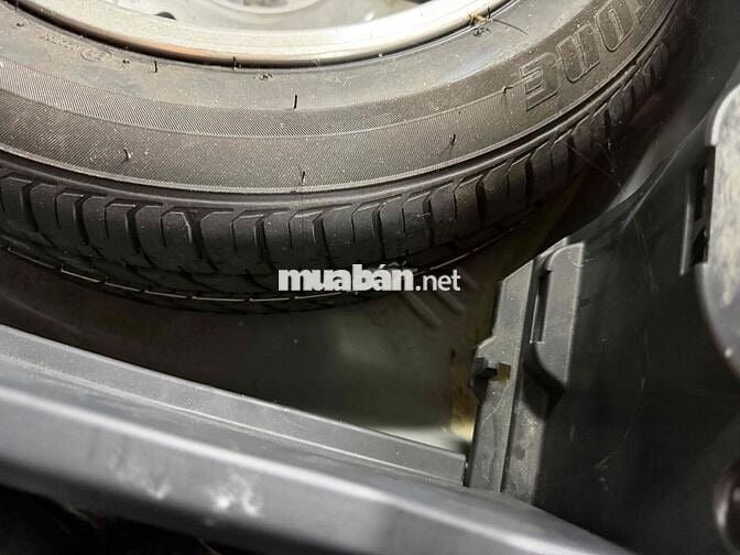 Toyota Yaris cọp 2011