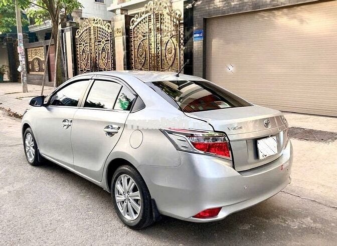 Toyota VIOS 2018 1.5 E zin xe nữ đi chính chủ bán