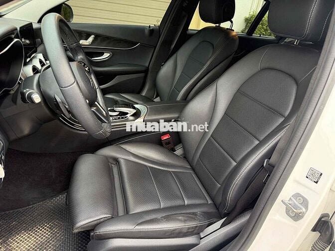 Mercedes Benz C Class 2019 C 200 - 34000 km