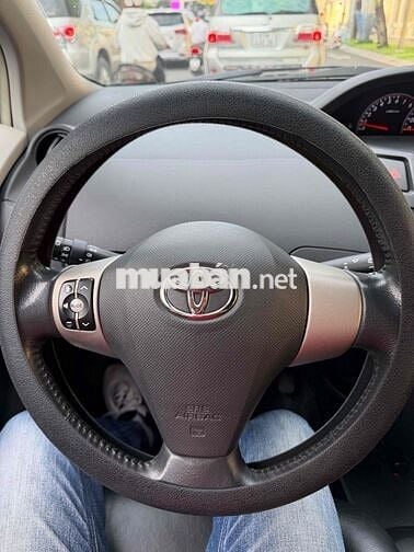 Toyota Yaris cọp 2011