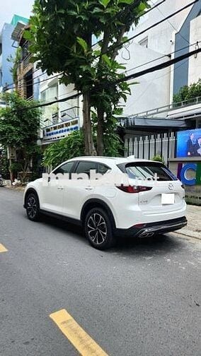 Bán lại Mazda CX5 2023 2.0 Premium - 23000 km