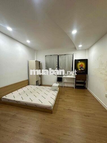 Chính chủ cho thuê phòng cửa sổ ngay mặt tiền PXL