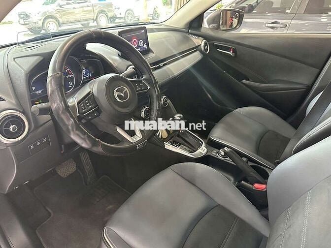 Mazda 2 2021 Luxury 1.5AT, màu trắng,5.000 km