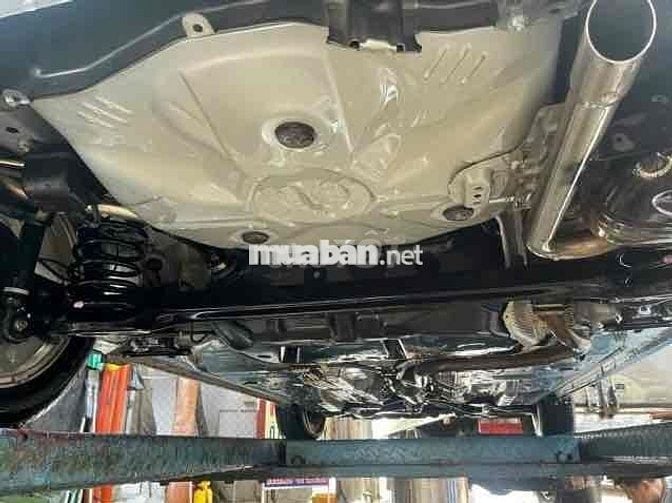 Toyota Yaris cọp 2011