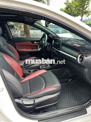 Kia K3 2024 Premium 2.0 AT - 23000 km