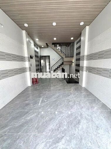 CHO THUÊ NHÀ MT NƠ TRANG LONG QBT, DT 4x20M, TRỆT 2 LẦU, GIÁ 39 TRIỆU