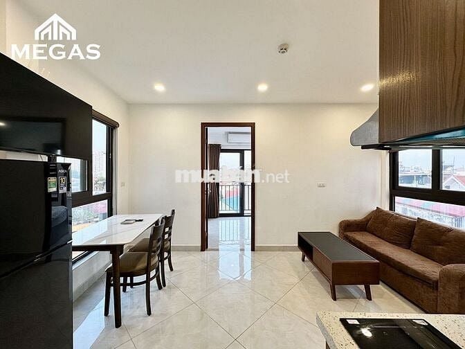 CHO THUÊ CĂN HỘ 1N1K FULL NỘI THẤT BAN CÔNG RỘNG NHIỀU CỬA SỔ