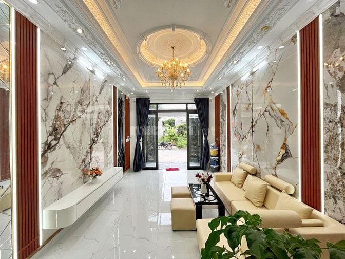 Bán nhà mặt tiền đường nhựa 12m - Cách cầu lớn 5km