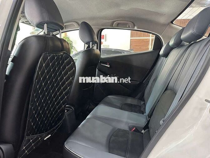 Mazda 2 2021 Luxury 1.5AT, màu trắng,5.000 km