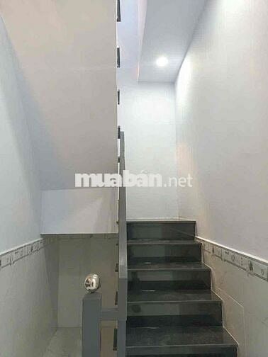 Bán nhà C2 Phạm Hùng, Quận 8 – gần chợ C2, hồ bơi Hoà Bình, nhà thờ Na