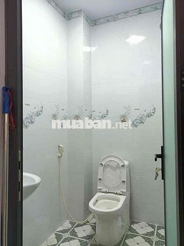 Bán nhà C2 Phạm Hùng, Quận 8 – gần chợ C2, hồ bơi Hoà Bình, nhà thờ Na