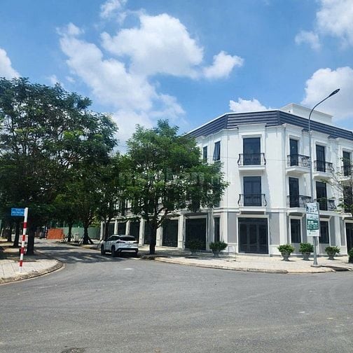 Chuyển nhượng liền kề HUD Chánh Mỹ - ven sông Sài Gòn 110m2 - 5,3 tỷ