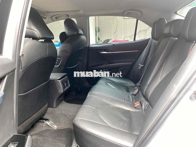 Camry 2.5Q 2021 HT Vay 70% - Giá Còn Giảm